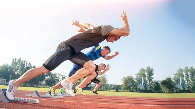 pelari jarak pendek dinyatakan diskualifikasi pada waktu lomba apabila